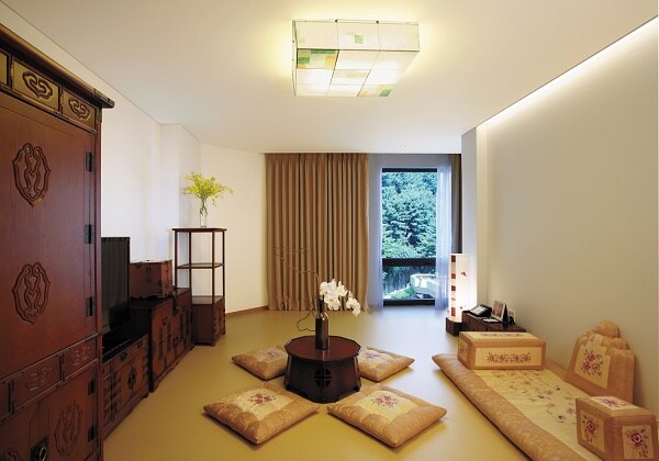 Ondol Room