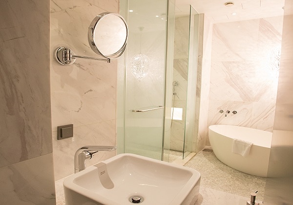 Standard Twin Bathroom