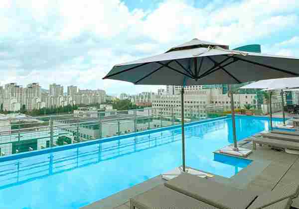 Rooftop Pool