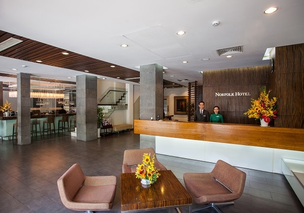 Lobby & Lounge