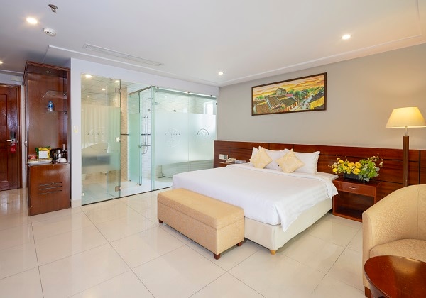 Suite Double City View