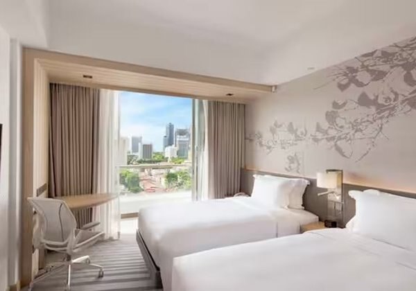 Twin Deluxe Room with Balcony