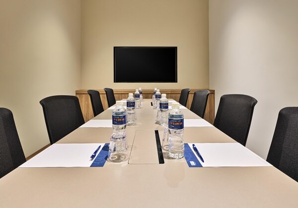 ホリデイイン エクスプレス シンガポール セラングーン（シンガポール