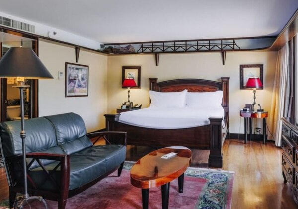 Railroad Baron Signature Suite