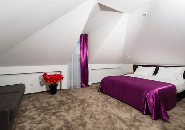 Superior Triple Suite