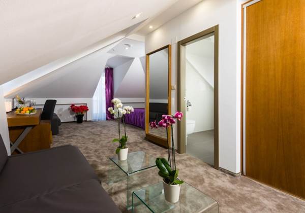 Superior Triple Suite