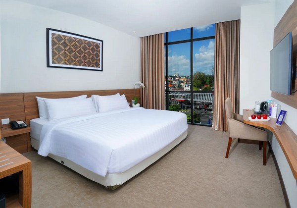 SUPERIOR DOUBLE CITY VIEW