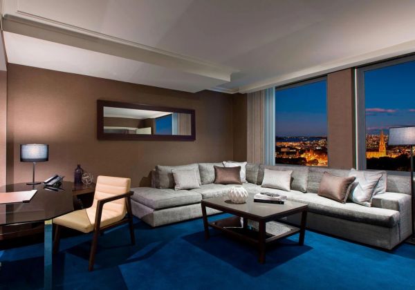 Grand Executive Suite