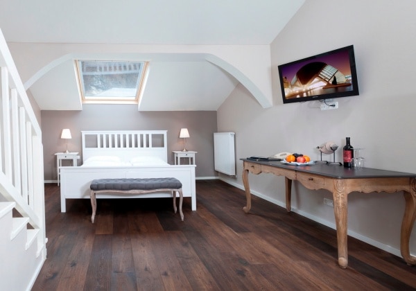 Suite with Forest View