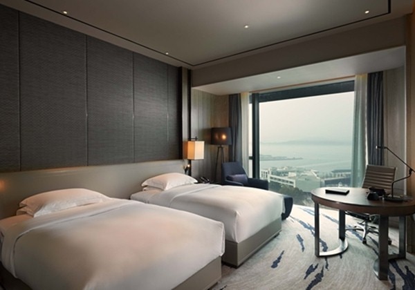 TWIN DELUXE ROOM WITH BAY VIEW