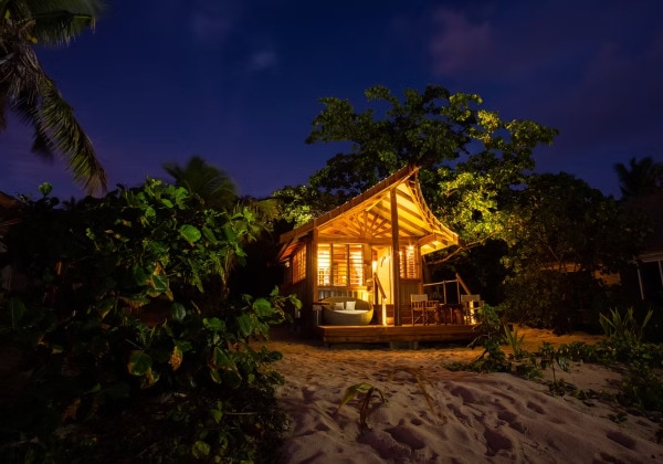 Beachfront Rai Ki Waya Bure