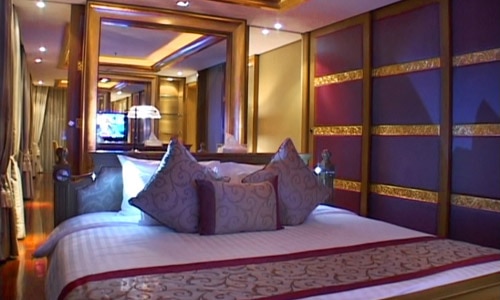 Royal Jaccuzi suite