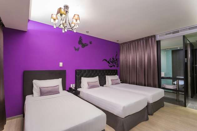 デラックストリプル