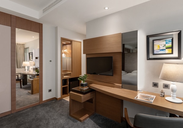 Fashion Twin Room With Extra Bed