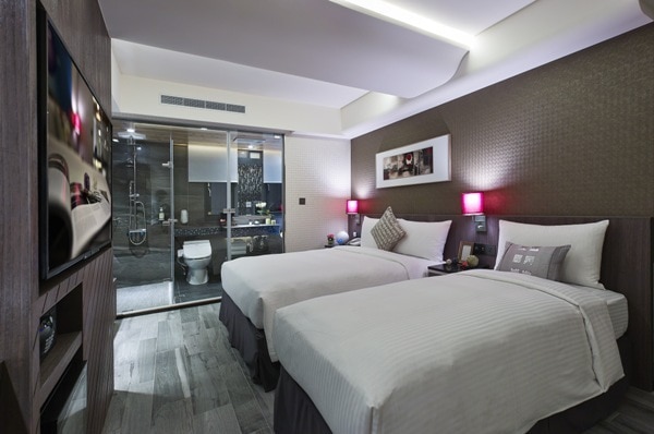 デラックストリプル