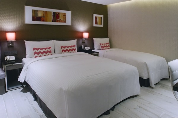 デラックストリプル