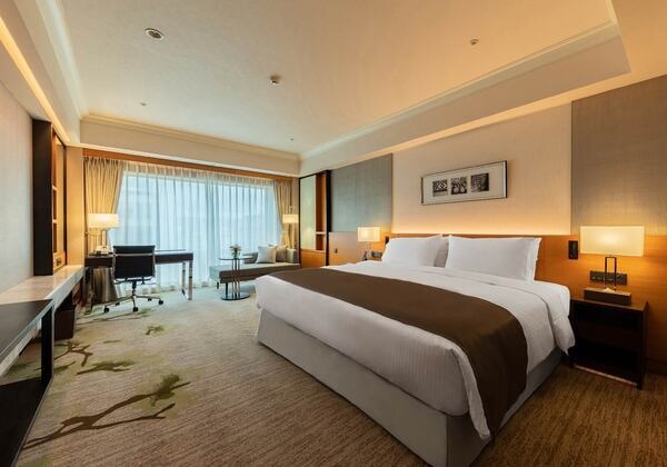 Executive Premier King