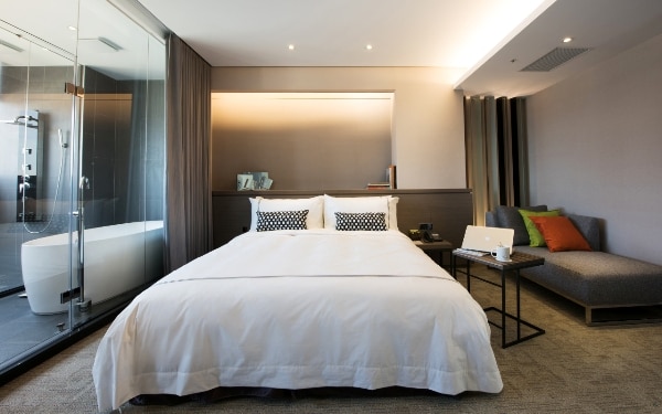 ビジネス　ダブル