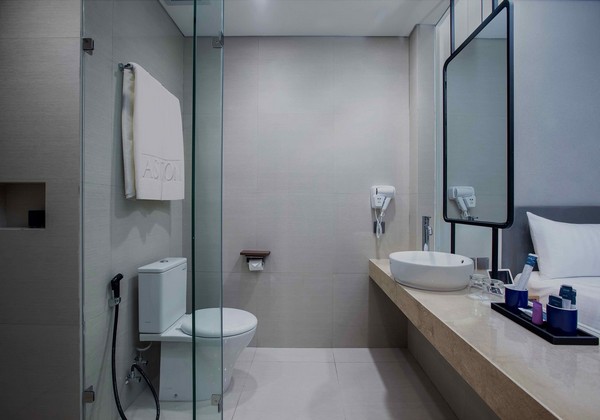 BATHROOM SUPERIOR ROOM