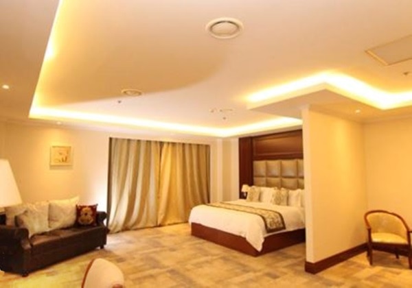 Executive Suite