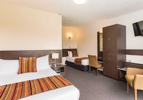 Standard Queen Single