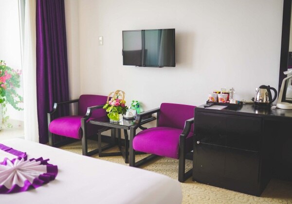 Deluxe City View Triple