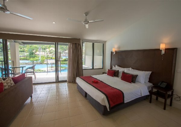 デラックスプールビュー