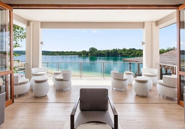 ラウンジ・バー