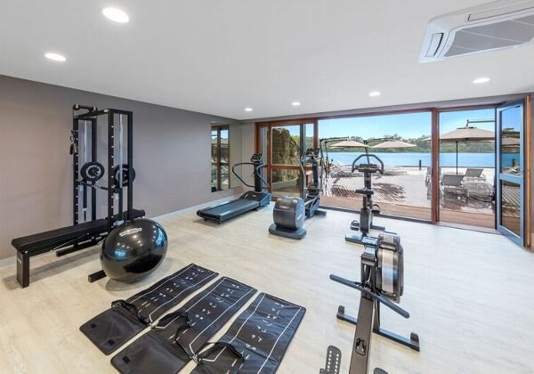 フィットネスセンター