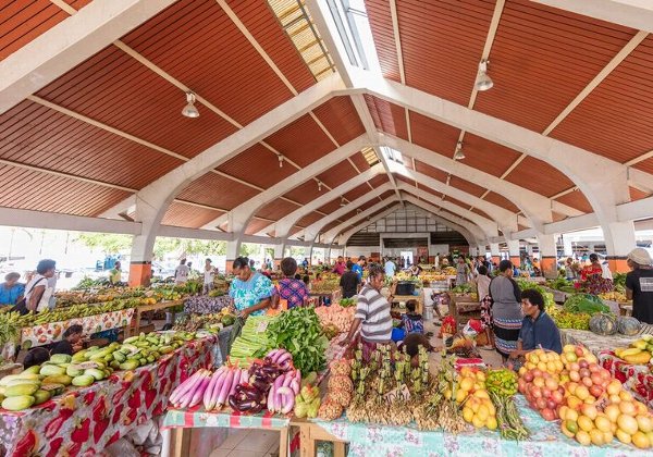 市内マーケット