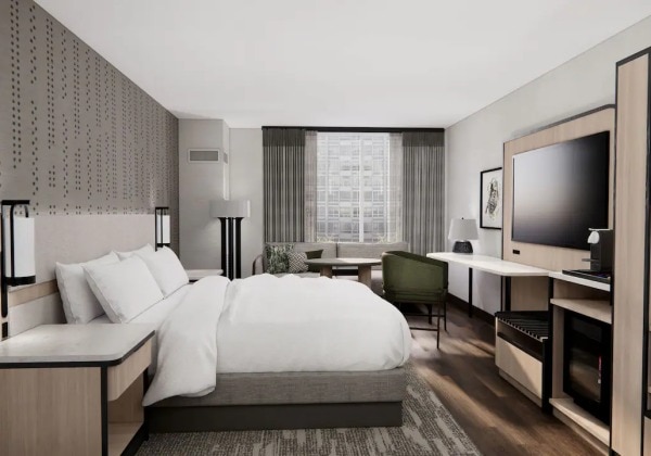 1King Regency Club Access