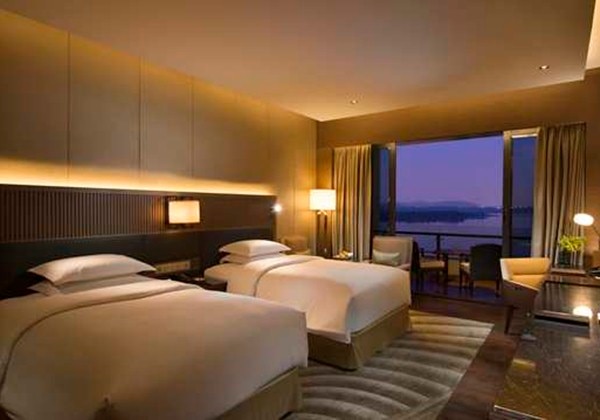 TWIN GUEST ROOM WITH BALCONY