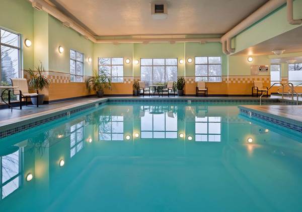 Indoor Mineral Pool