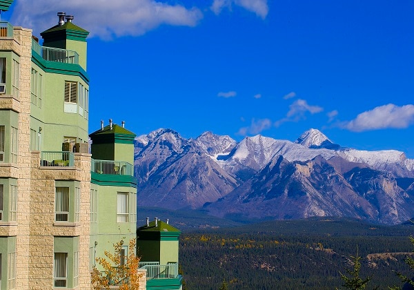 Fairholm Range and Rimrock North Tower
