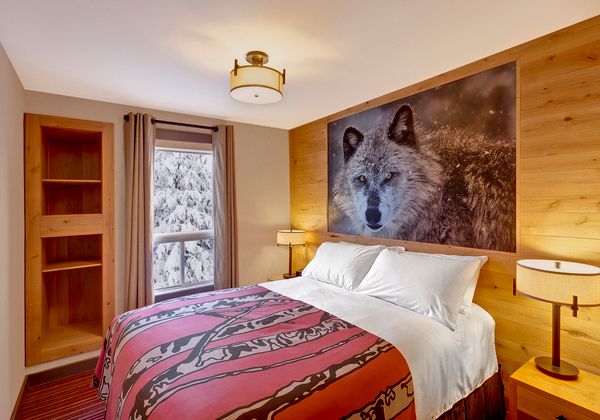 Wolf one bedroom condo