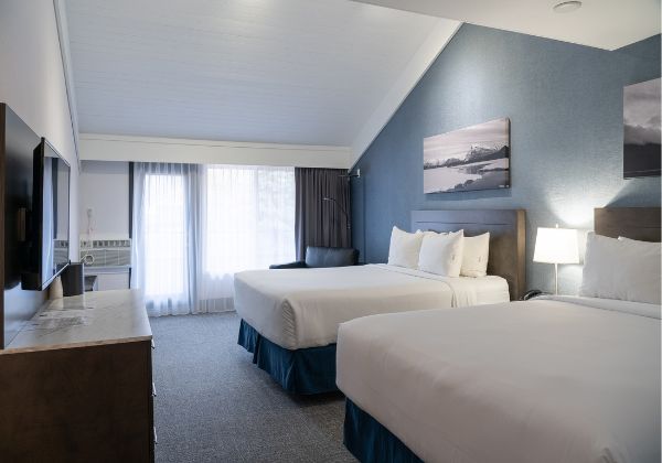 Superior Room With 2 Queen Beds