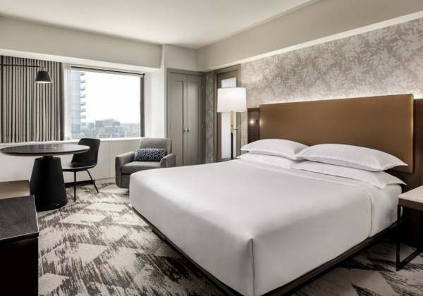 Club Level 1 Queen High Floor