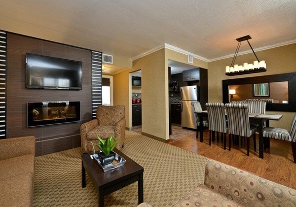 スイートルーム