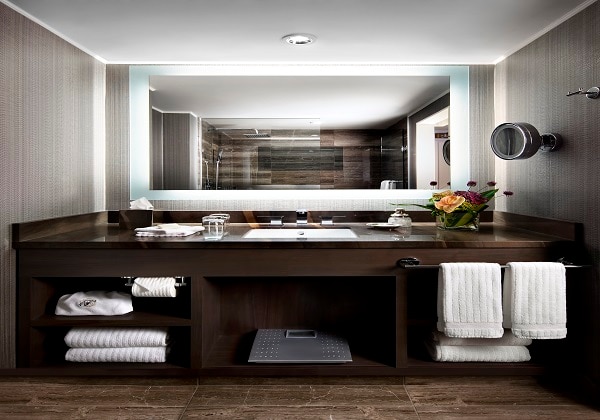 Fairmont Gold Bathroom