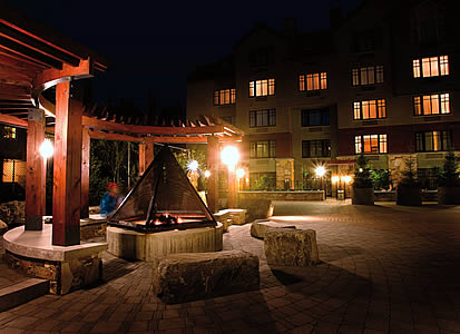 Courtyard & Firepit