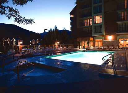 Swimmng pool & outdoor Hot Tub