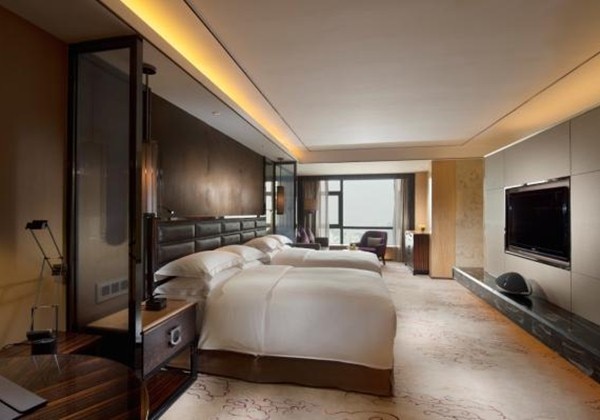 2DOUBLE BEDS EXECUTIVE ROOM W/LOUNGE ACC