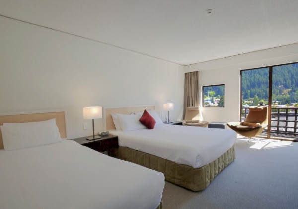 Superior Queen Single